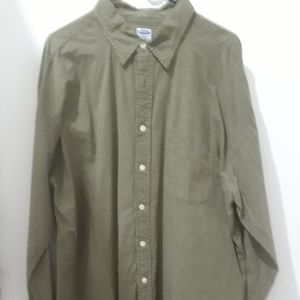 Old navy plaid button up long sleeve shirt